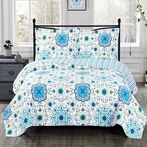 Arielle Quilted Reversible Bed Coverlet Set - Full/Queen Size Blue & White with 2 Pillow Shams | Lightweight Bedspread for All Seasons | Perfect for Guest Rooms, Master Bedrooms & Cozy Home Decor