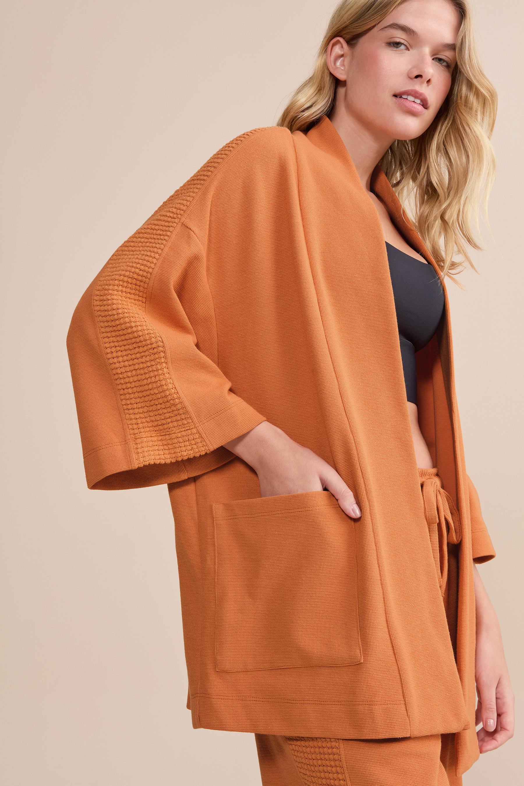 Splishy Soft Line Kimono - Lightweight Japanese Kimono Robe for Women, Comfortable Loungewear, Perfect for Spa, Yoga, and Relaxation at Home