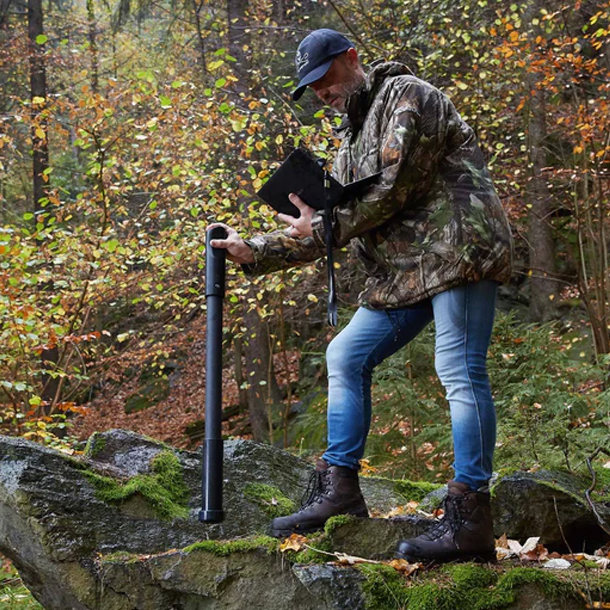 OKM Fusion Professional Metal Detector with SRIS Coil - Gold & Treasure Hunting Equipment for Outdoor Adventures & Archaeological Exploration