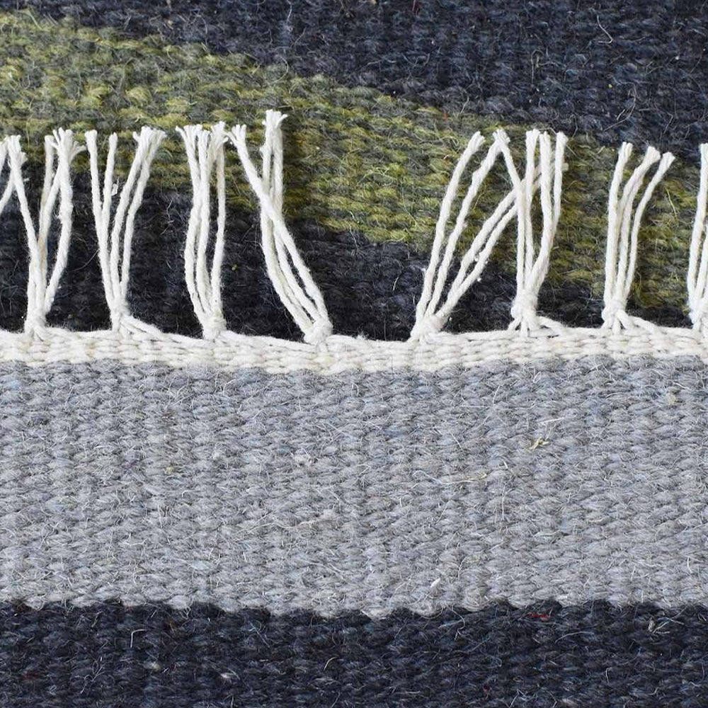 Serene Hand Woven Bohemian Area Rug - Soft & Durable for Living Room, Bedroom & Nursery Decor | Eco-Friendly Natural Fiber