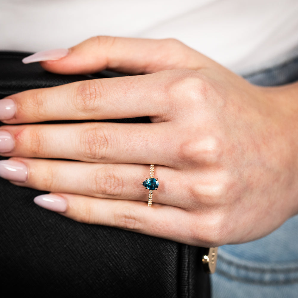 1 Carat London Blue Topaz & 12 Created Sapphire Diamond Ring in 9K Yellow Gold - Elegant Engagement, Anniversary Gift for Women