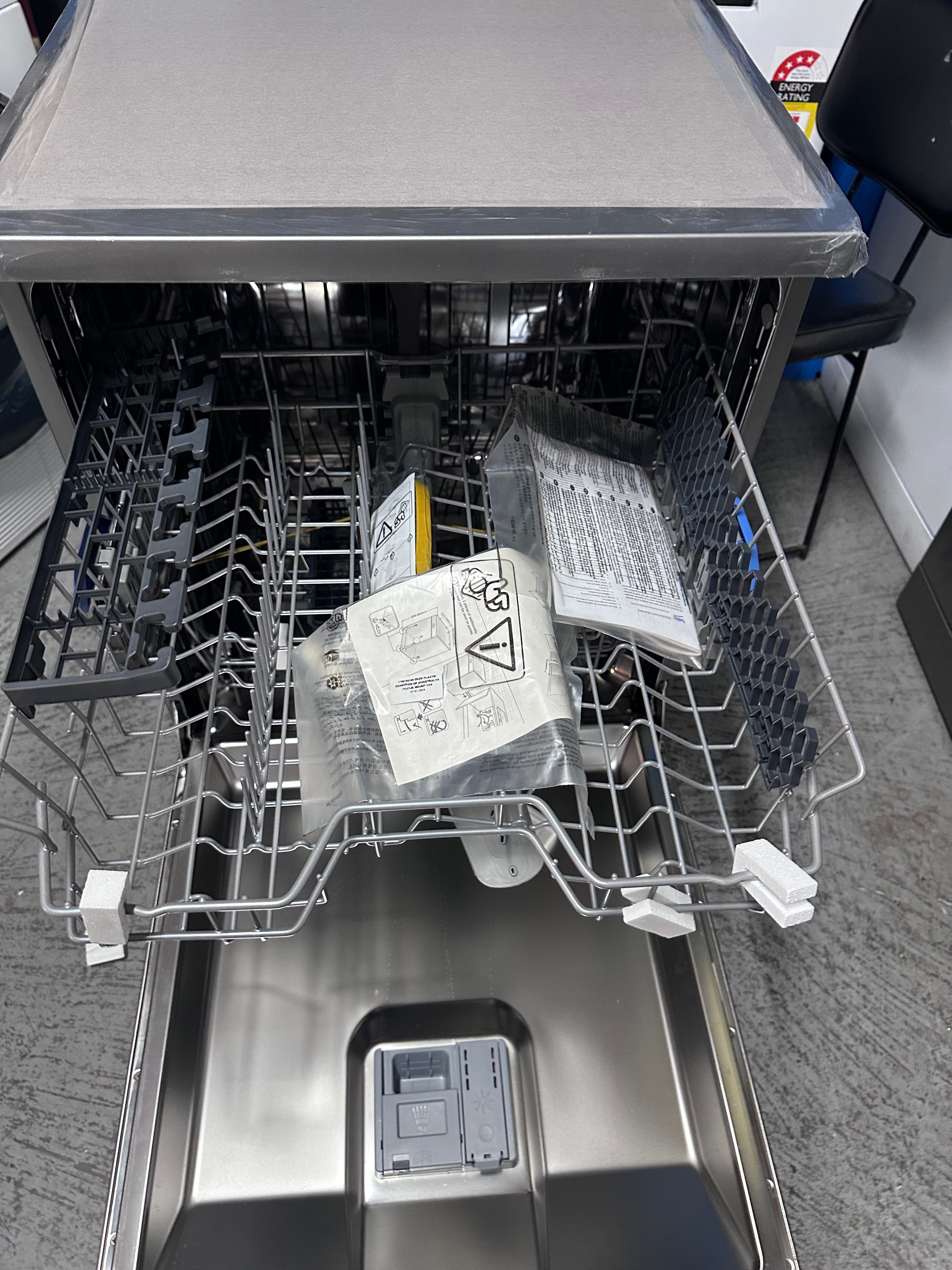 Beko BDFB1410X 14 Place Freestanding Dishwasher - Stainless Steel | Made in Europe | Carton Damaged | Perfect for Small Kitchens & Apartments