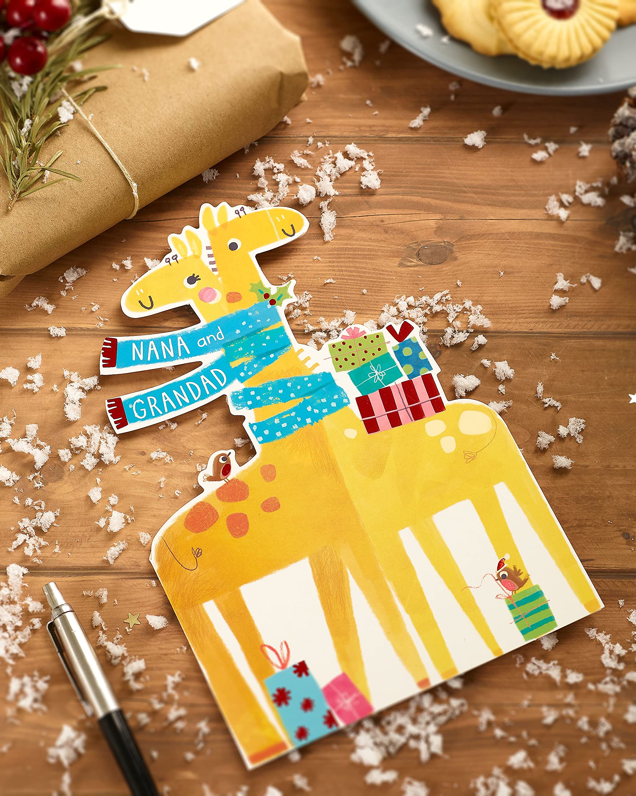 UK Greetings Christmas Card for Grandparents - Festive Holiday Card for Nana & Grandad - Thoughtful Christmas Gift from Grandchild - Perfect for Family Celebrations & Holiday Wishes