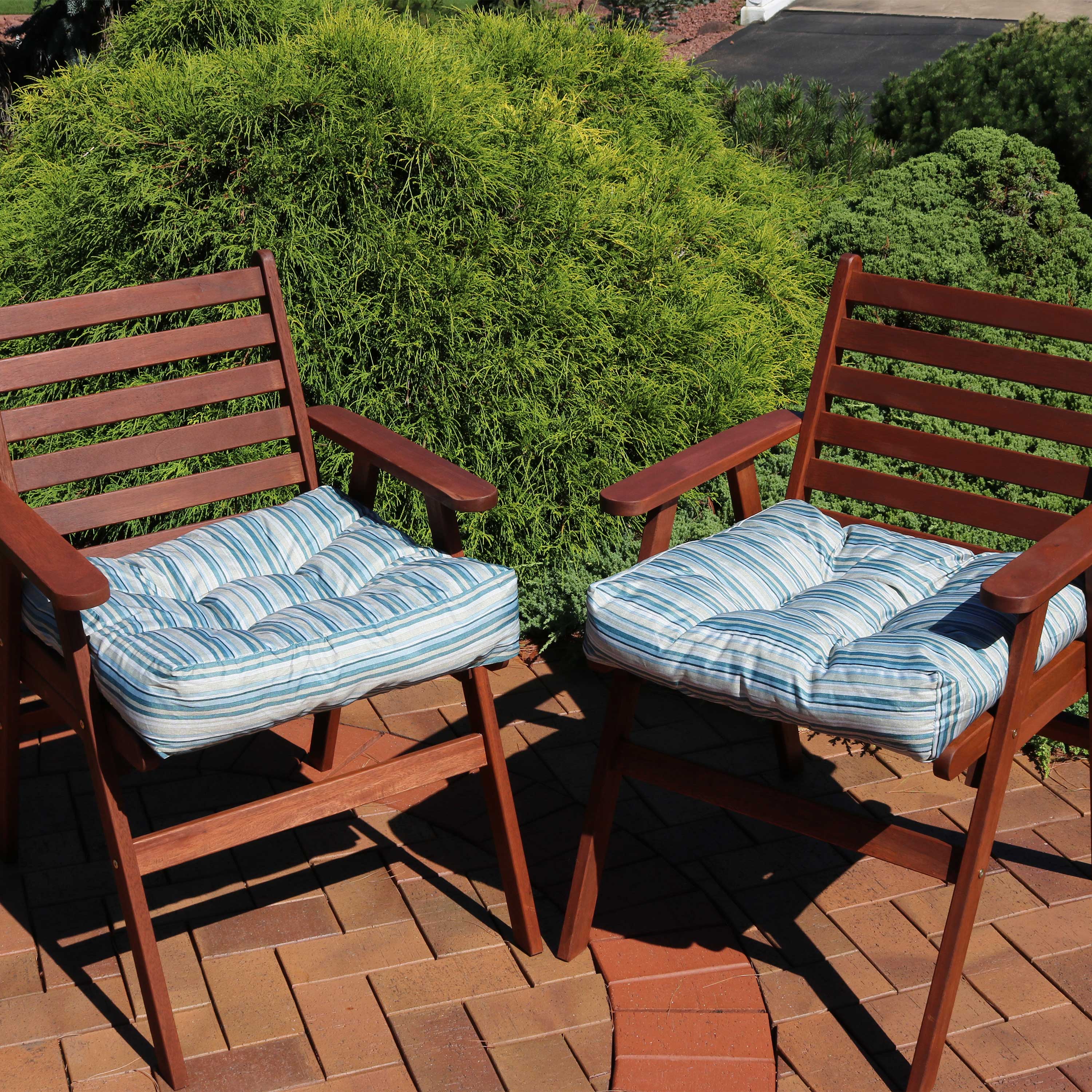 Sunnydaze 2-Pack Tufted Square Patio Cushions - Waterproof Indoor Outdoor Furniture Pillows for Patio, Deck, Poolside & Garden Seating