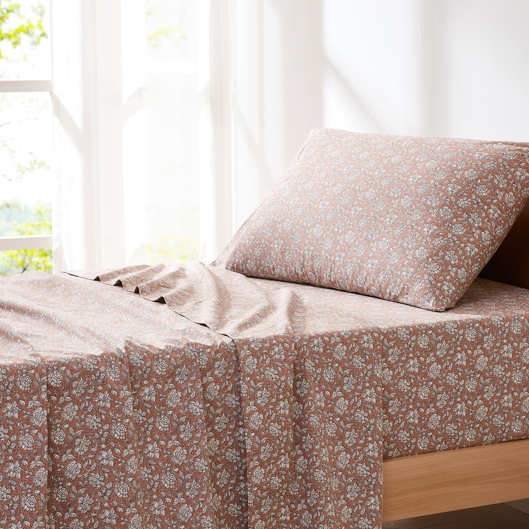 Zara Floral Print 100% Cotton Bed Sheet Set - Queen Size, 4-Piece Set for Soft & Breathable Bedding | Perfect for Master Bedroom, Guest Room & Dormitory