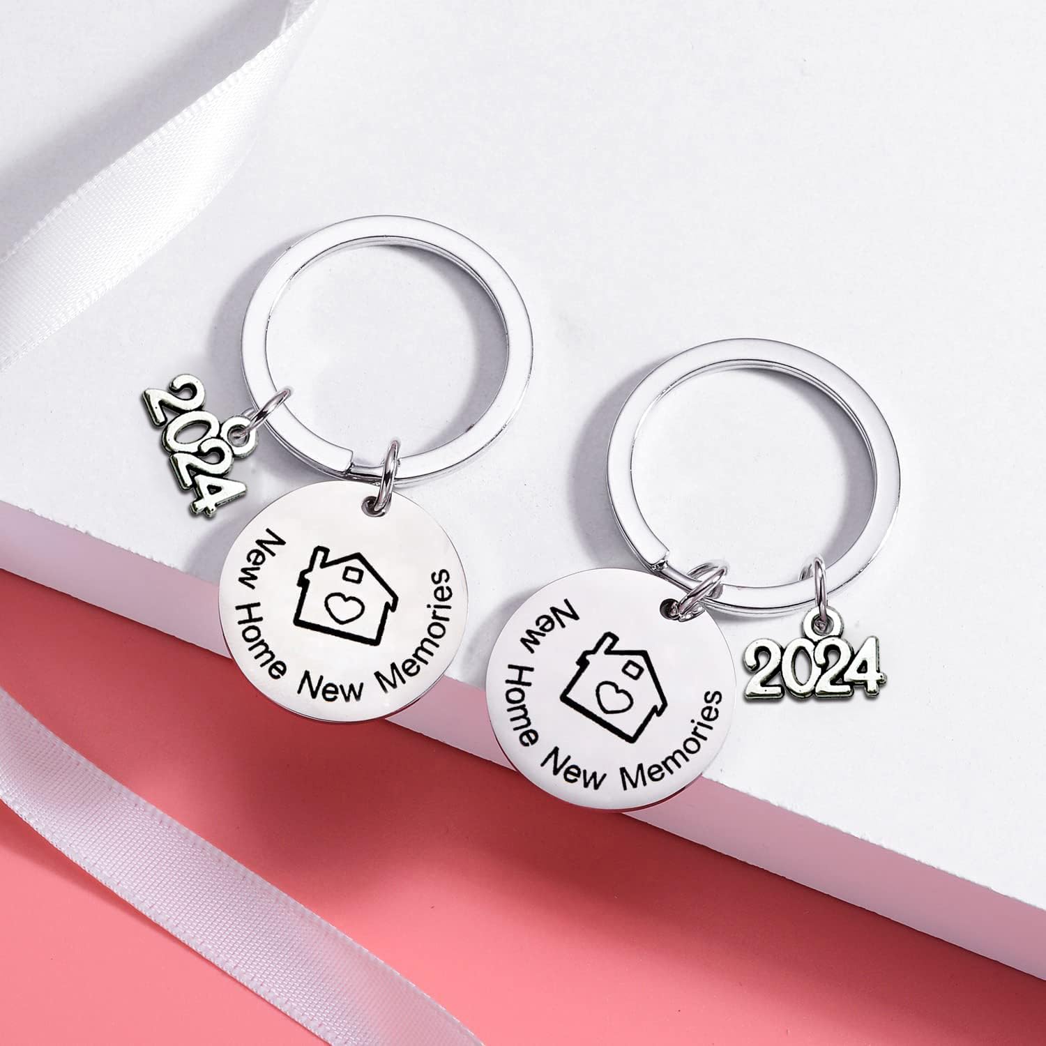 2Pcs New Home Keychain Set - Housewarming Gifts for 2024, First Home Gift Keyrings for New Adventures - Perfect for Housewarming Parties, New Homeowners & Congratulations Gifts