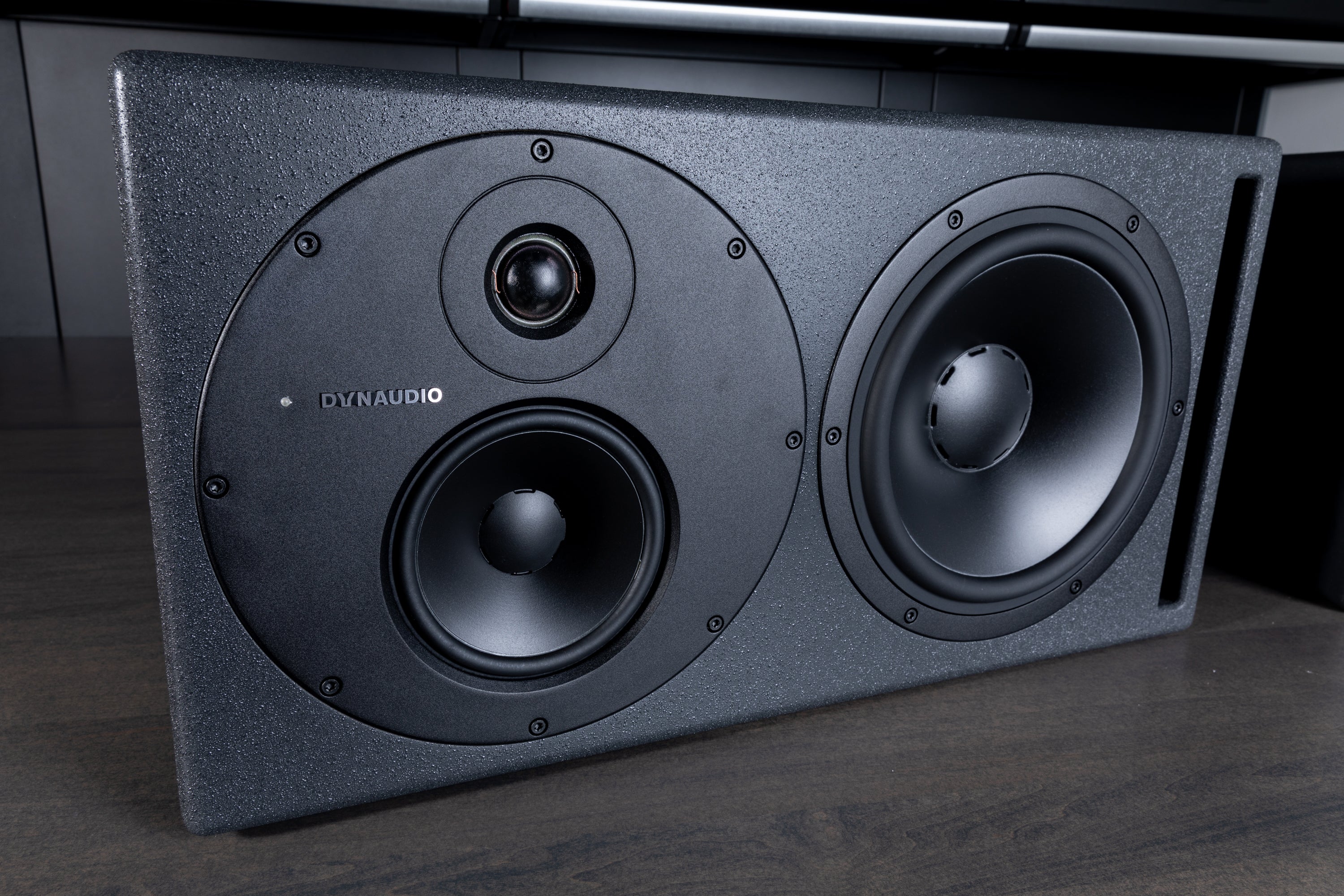 Dynaudio Core Professional Studio Monitor Speakers - High-Performance Audio for Music Production, Mixing & Mastering | Perfect for Home Studios & Professional Recording