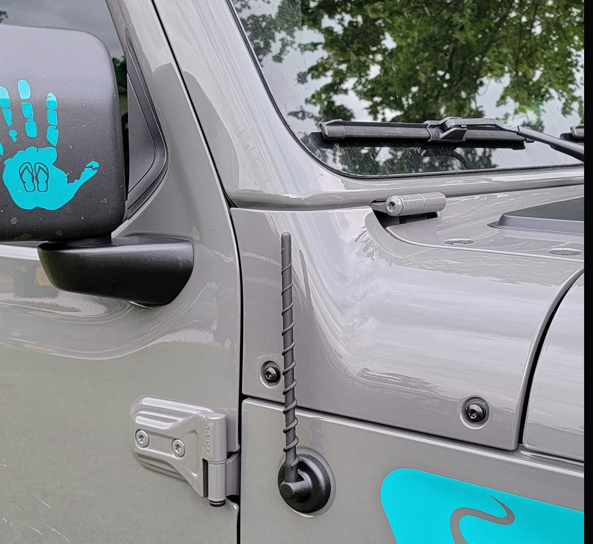 9-Inch Short Antenna Replacement for 2007-2025 Jeep Wrangler JK JL JKU JLU & Gladiator JT - Compatible with Sahara, Rubicon, Willys, 4XE Sport Models - Enhanced Car Radio Reception for Off-Road Adventures & Daily Commuting