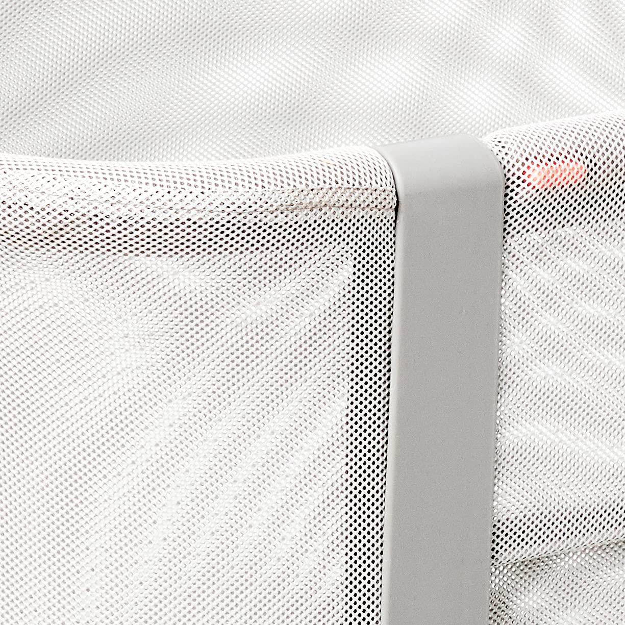 Skip Hop Baby Bassinet - 2-in-1 Bedside Sleeper & Bassinet with Cozy Design in Grey | Perfect for Newborns & Infants | Ideal for Nursery, Bedroom & Travel Use
