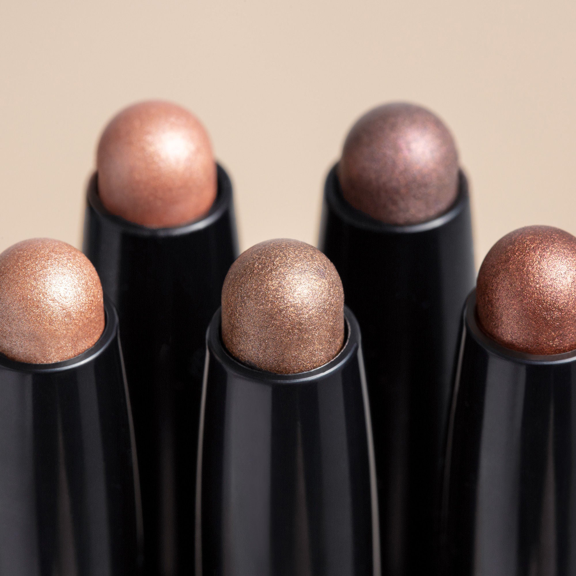 Long-Lasting Cream Eyeshadow Stick - Waterproof & Smudge-Proof for All-Day Wear - Perfect for Day to Night Makeup Looks - Natural to Glam Eyeshadow for Everyday & Special Occasions