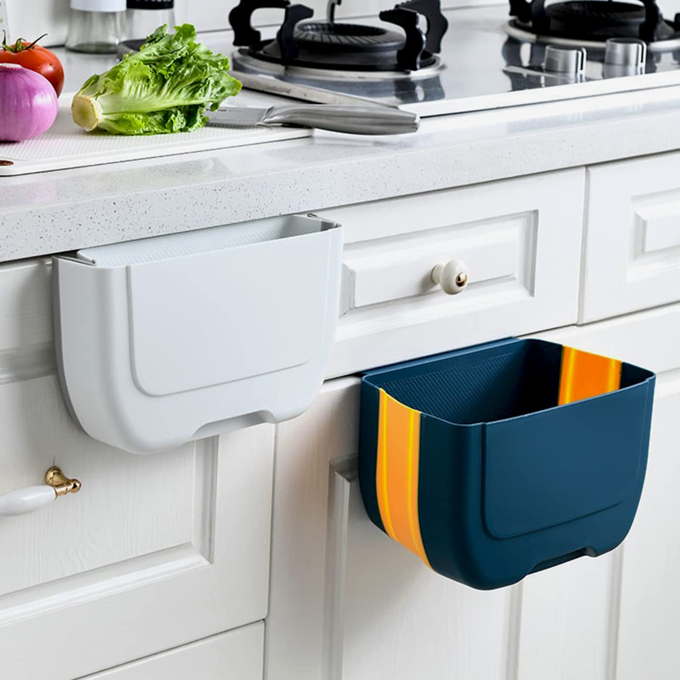 Foldable Hanging Trash Can for Kitchen Cabinet Door - 3L Collapsible Under Sink Garbage Bin, Wall Mounted Waste Basket for Bathroom, Bedroom & Office Organization - Space Saving Solution for Small Spaces (Black)
