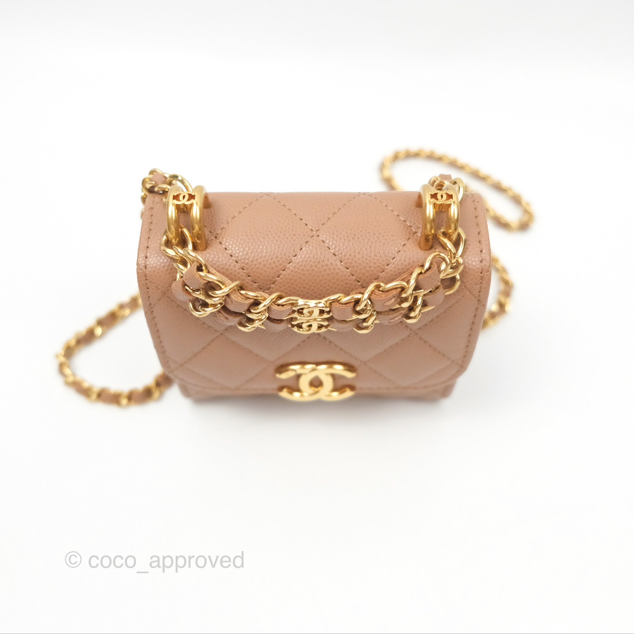Chanel CC Chain Clutch Bag in Beige Caviar Leather with Gold Hardware - Perfect for Evening Parties & Luxury Events