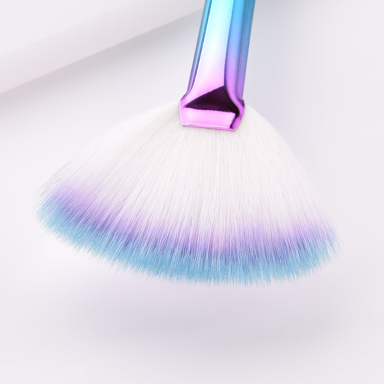 Professional Fan Makeup Brush Set - Soft Bristles for Flawless Blending & Contouring | Perfect for Foundation, Powder & Highlighting | Ideal for Travel & Professional Makeup Kits