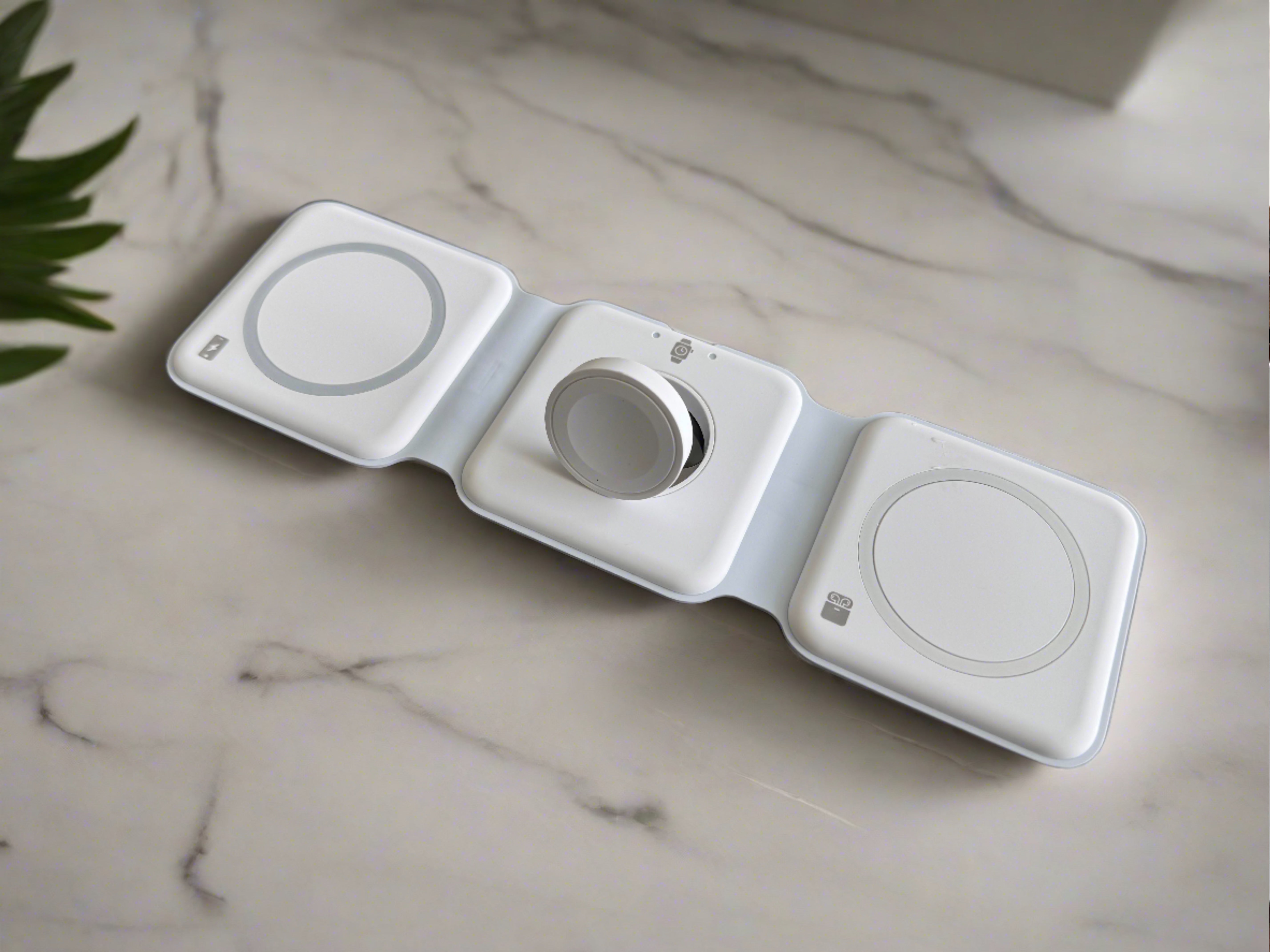 3-in-1 Magnetic Wireless Charger for iPhone, Apple Watch & AirPods - Foldable Fast Charging Stand for Home, Office & Travel