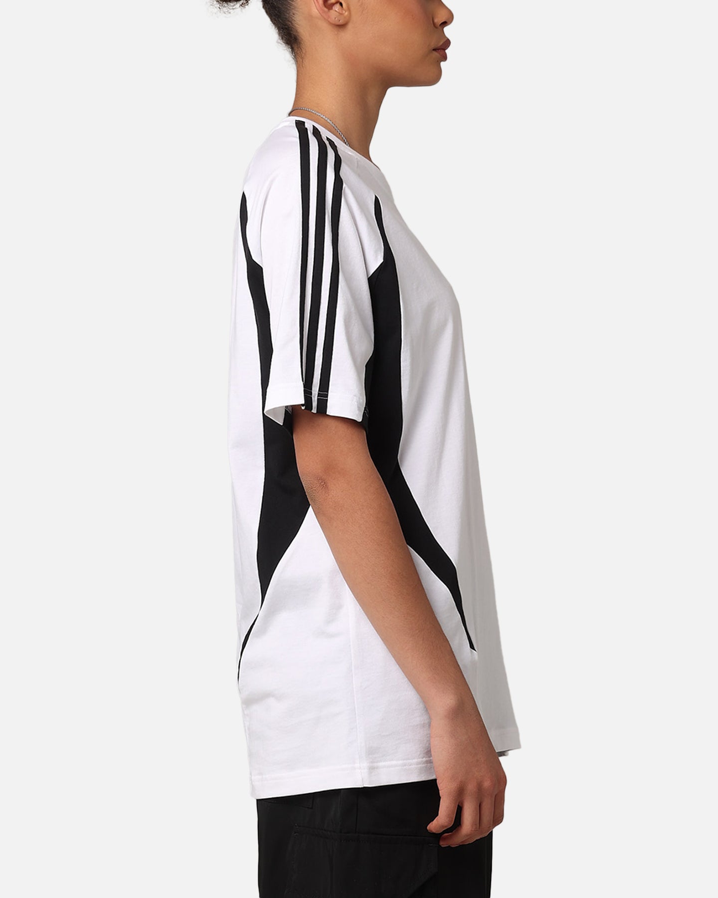 Adidas Archive T-Shirt for Men - Classic White & Black Cotton Tee - Casual Wear, Street Style, Gym & Everyday Outfits