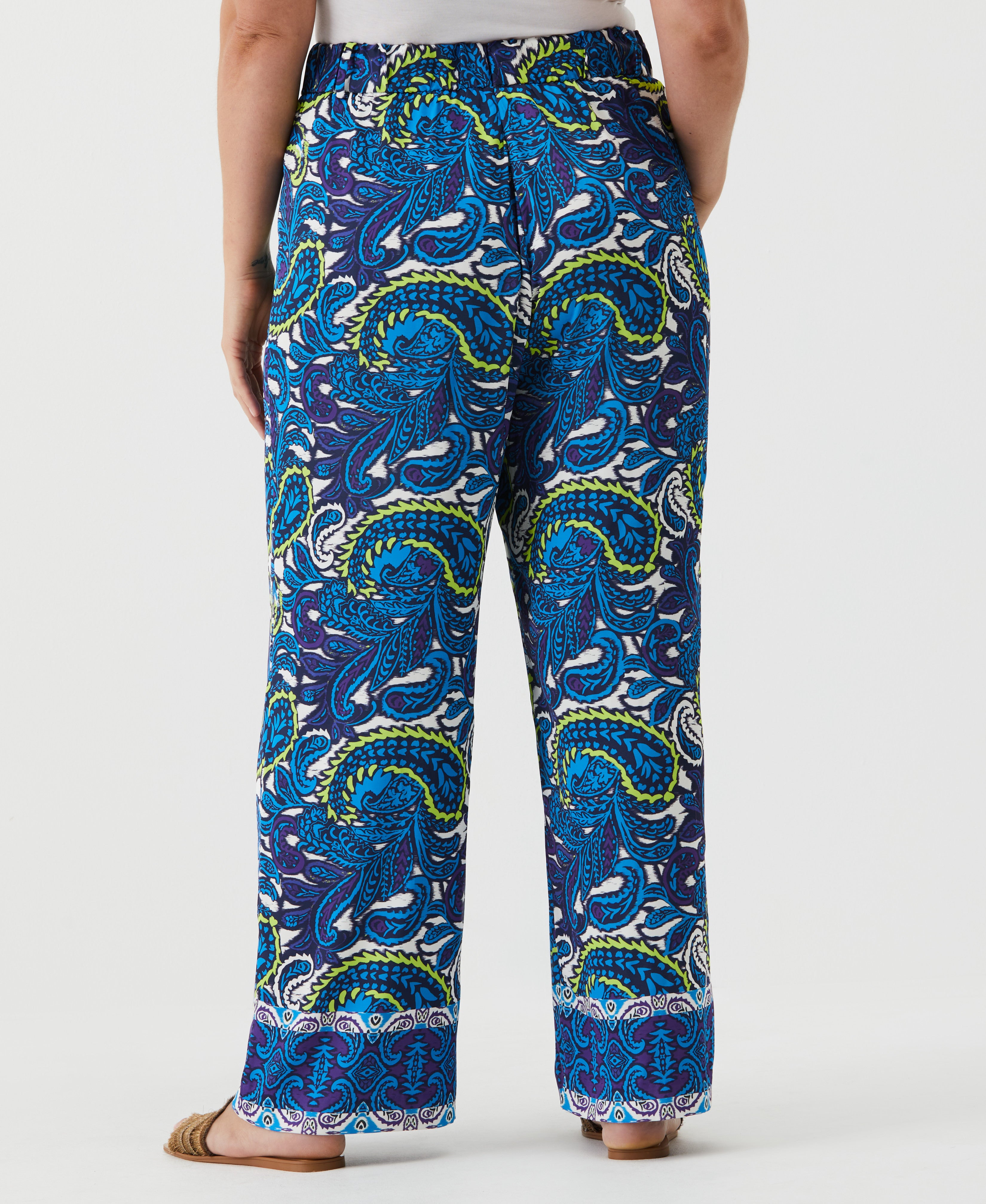 Stylish Plus Size Paisley Print High Rise Wide Leg Pants for Women - Comfortable & Flattering Palazzo Trousers for Work, Casual Outfits and Special Occasions