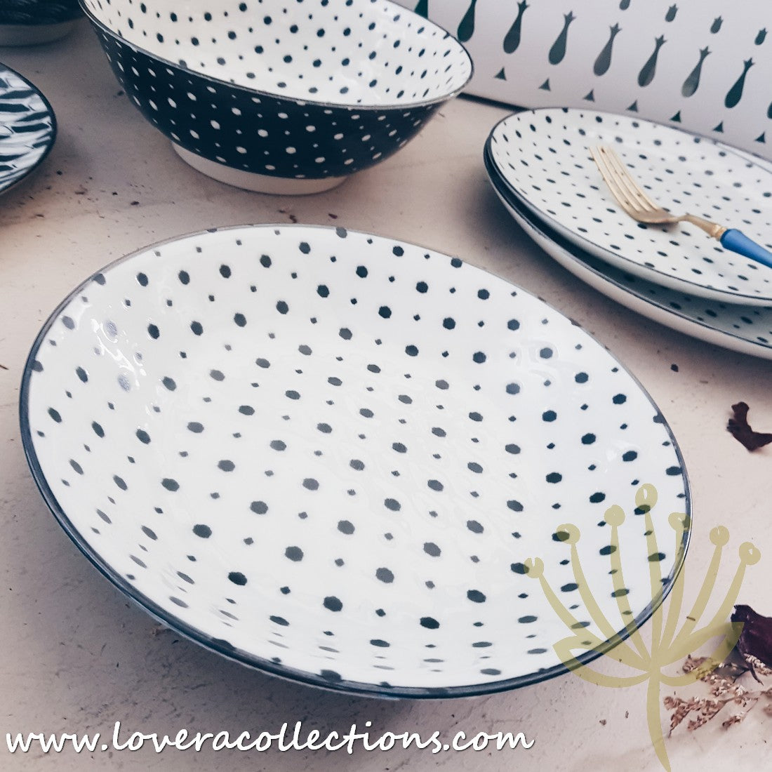 Awasaka Black & White Modern Dots Dinnerware Set - 12-Piece Porcelain Plates & Bowls for Stylish Dining - Perfect for Dinner Parties, Restaurant-Style Meals & Home Decor
