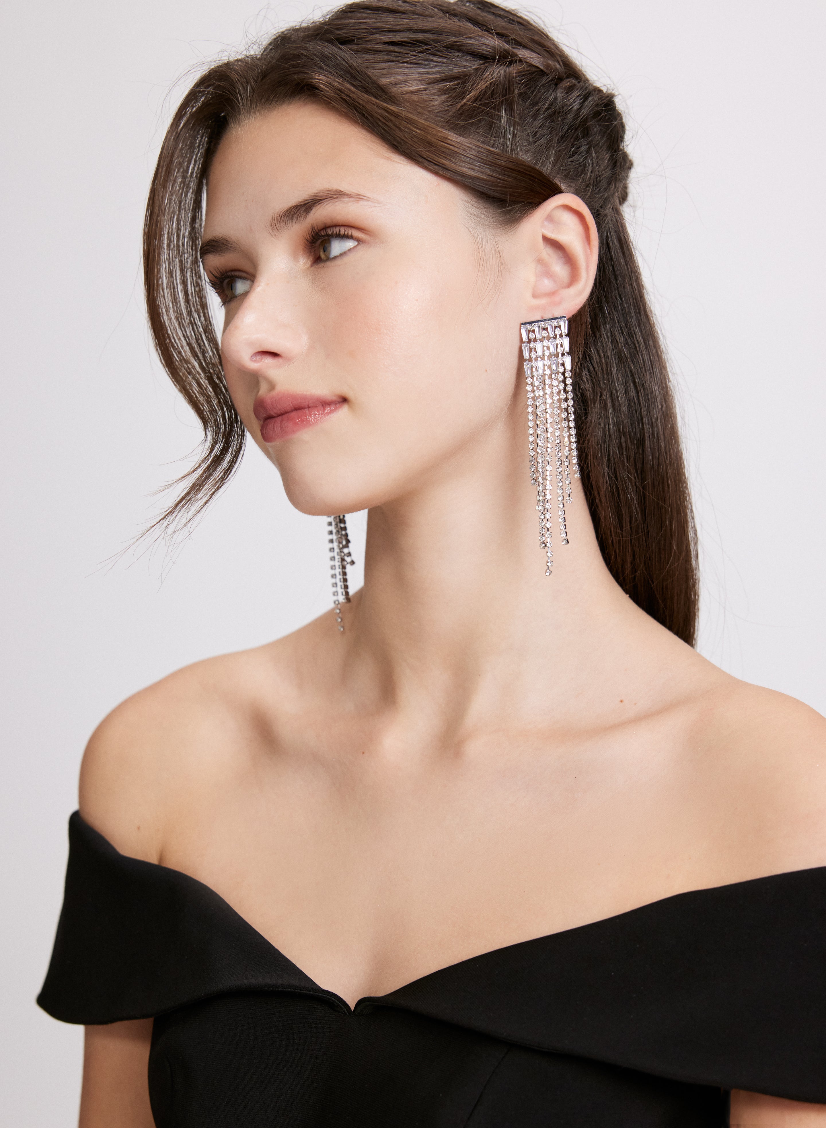 Elegant Cubic Zirconia Crystal Drop Earrings for Women - Sparkling Dangle Jewelry for Party, Wedding & Evening Wear