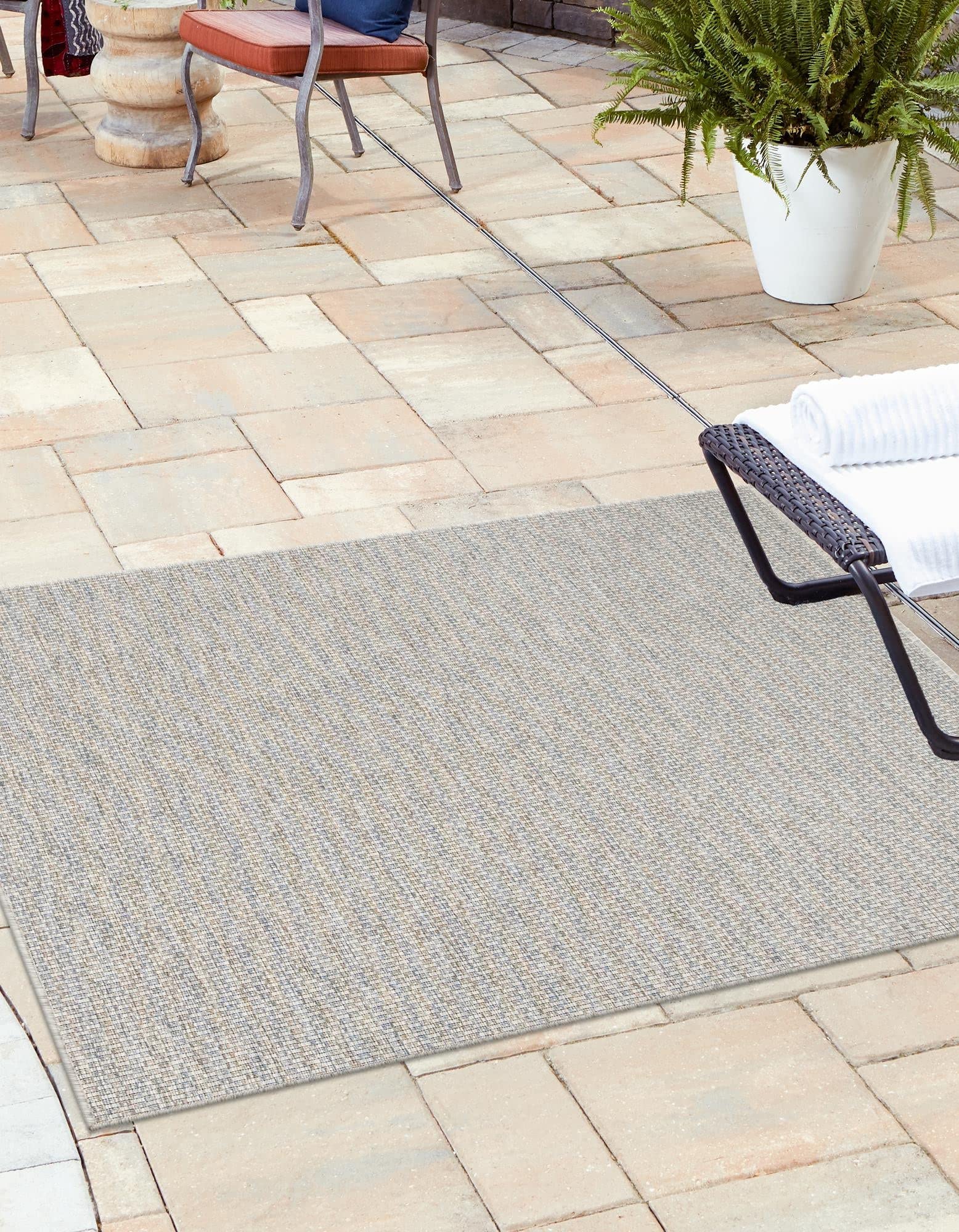 Outdoor Solid Collection 8x8 Ft Square Light Gray Flatweave Rug - Durable & Weather-Resistant for Patio, Deck, Poolside & Backyard | Perfect for Living Rooms, Kitchens & Entryways