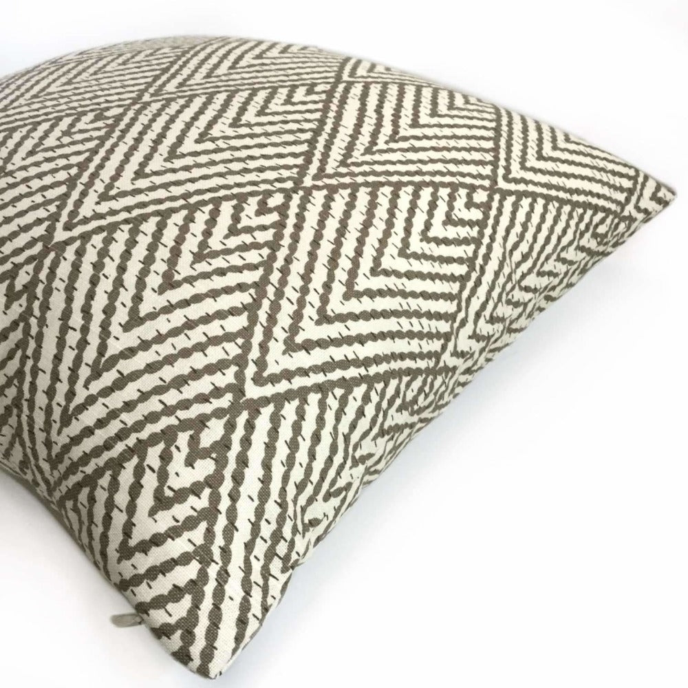Luxury Tahitian Stitch Tusk Pattern Diamond Geometric Pillow Cover - Boho Chic Home Decor for Living Room, Bedroom & Sofa