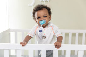 Chicco Universal Pacifier Clip - Secure & Stylish Baby Pacifier Holder for Strollers, Car Seats & Diaper Bags - BPA-Free & Adjustable - Perfect for Travel & On-the-Go Parents