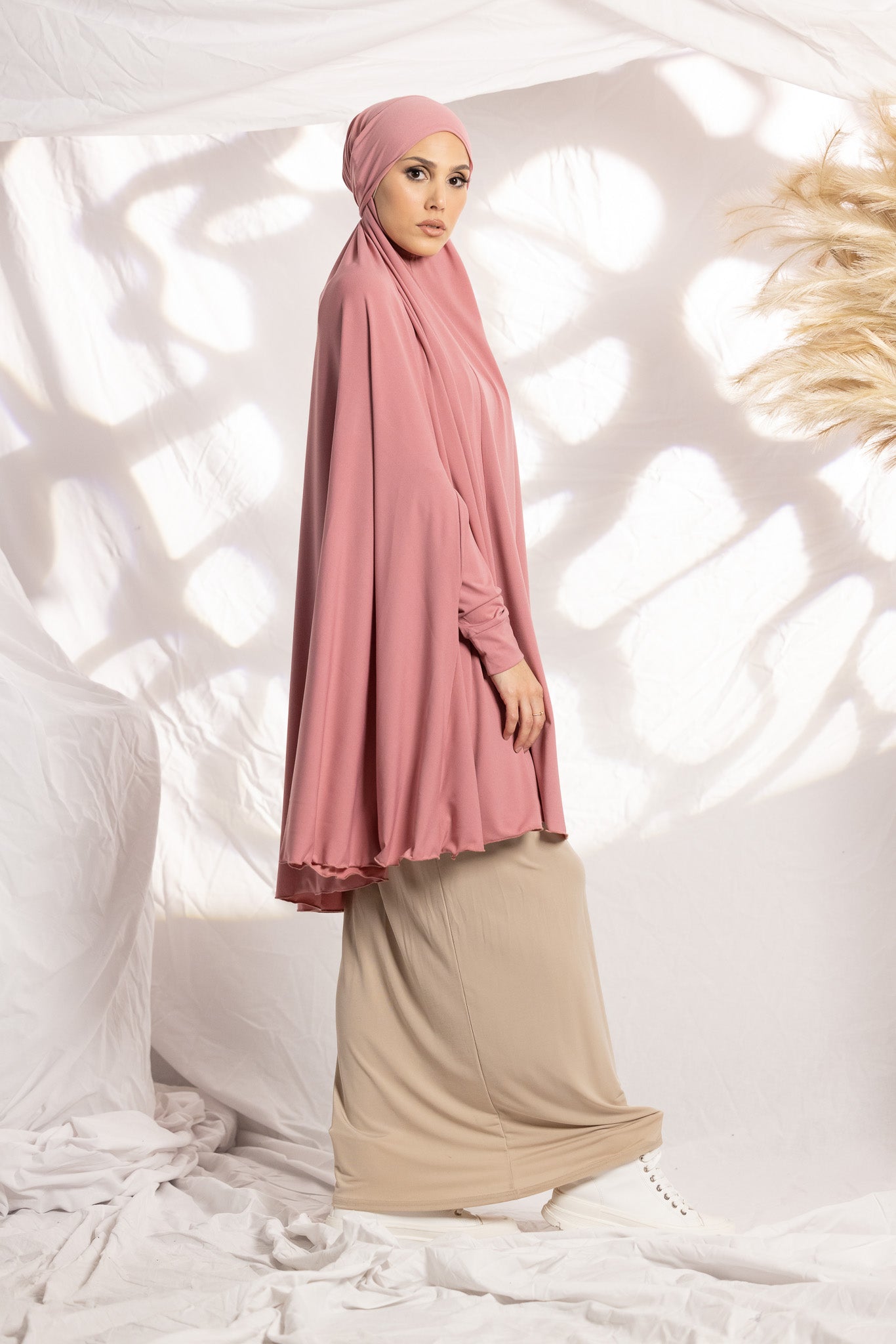 Elegant Tie Back Jilbab Sleeves in Soft Pink Shades - Perfect for Modest Fashion, Prayer Outfits & Everyday Wear
