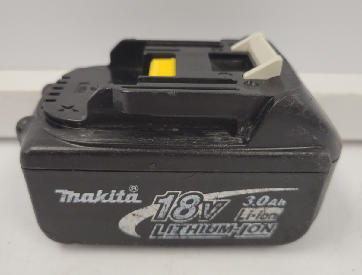 Makita BJV180 Cordless Jigsaw - 18V Power Tool for Woodworking, Metal Cutting & DIY Projects | Perfect for Home Renovation & Professional Use