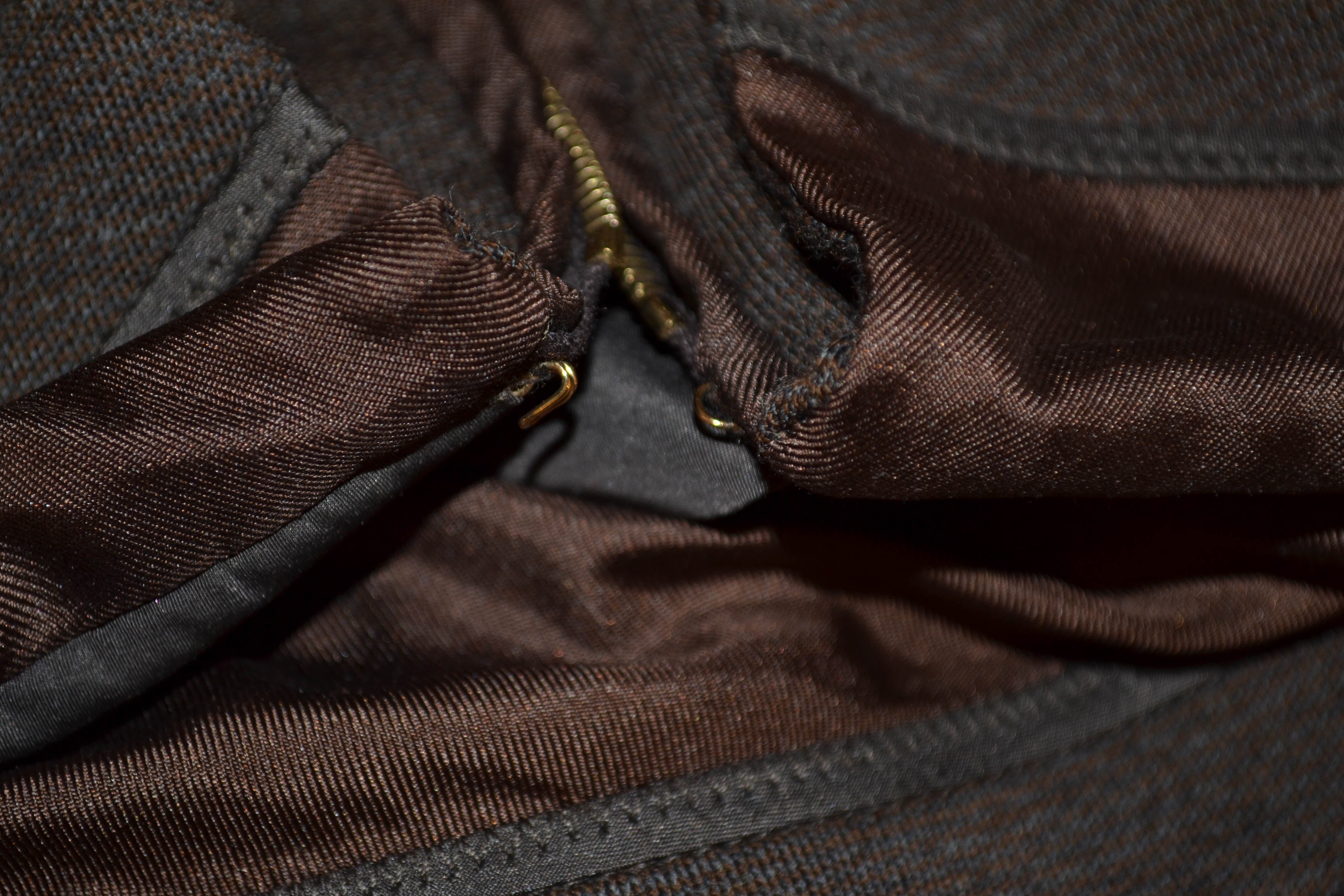Authentic Louis Vuitton Dark Brown Pleated Wool Midi Skirt Size 36 | Women's Luxury Winter Fashion for Skiing & Holiday Parties
