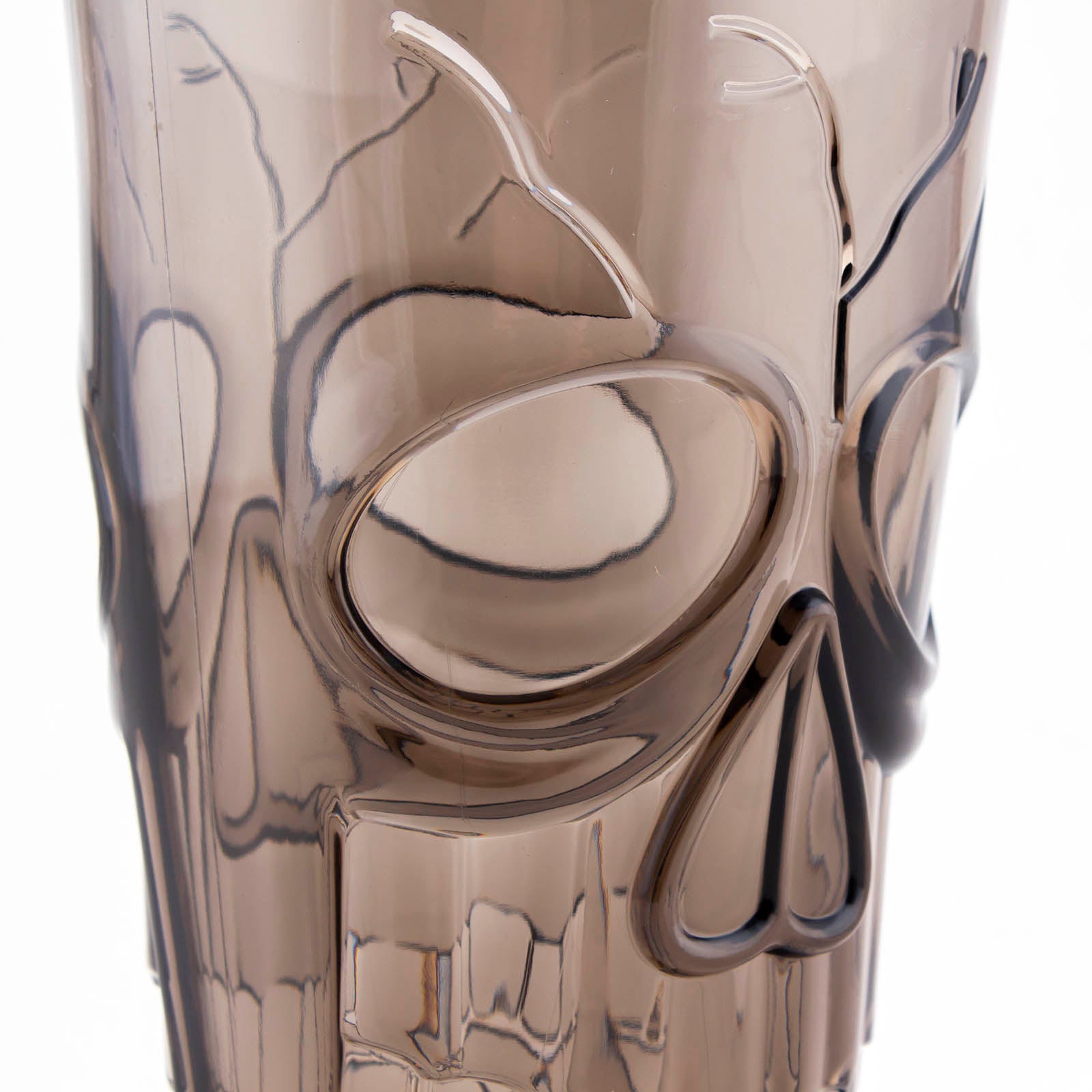 BarConic® 20oz Plastic Skull Cup with Smoke Effect - Perfect for Halloween Parties, Themed Events & Horror Movie Nights