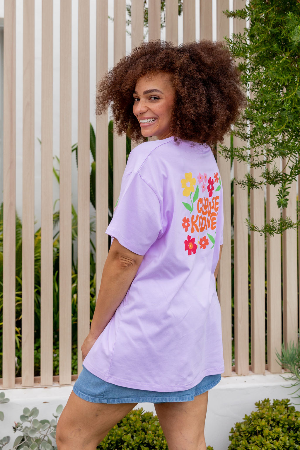 Choose Kindness Tee in Pastel Lilac - Soft Cotton T-Shirt with Inspirational Message - Perfect for Casual Wear, Gifts & Kindness Campaigns