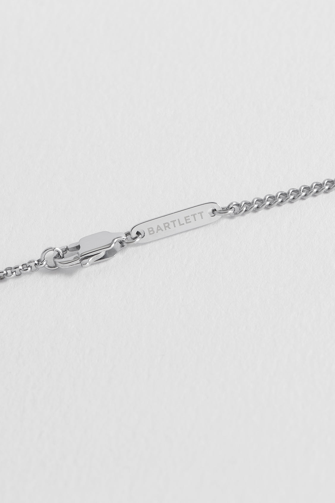 Stylish Men's Fine Curb Chain Necklace - 14K Gold Plated Stainless Steel Jewelry for Casual & Formal Wear - Perfect Gift for Him