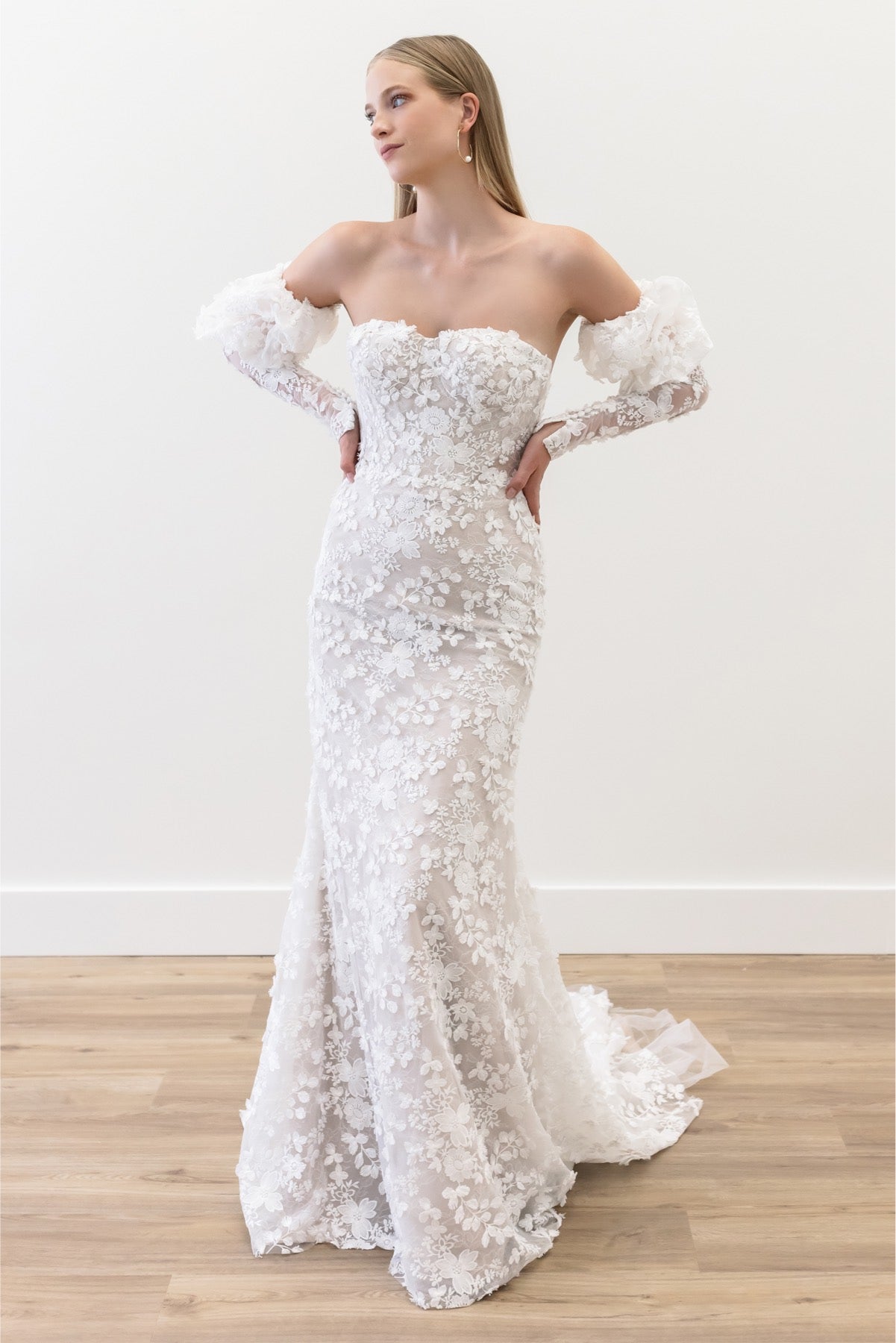 Willowby by Watters Cecilia Wedding Gown - Elegant Lace Bridal Dress for Romantic Ceremonies & Beach Weddings