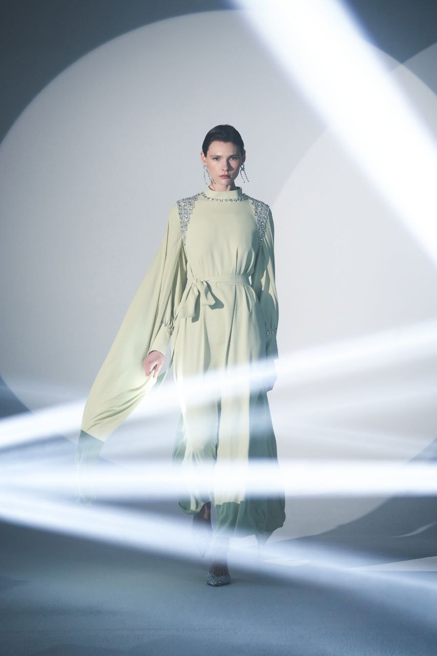 Luxury Beaded Abaya Gowns for Women - Elegant Cape Sleeve Evening Dresses for Special Occasions, Weddings & Formal Events
