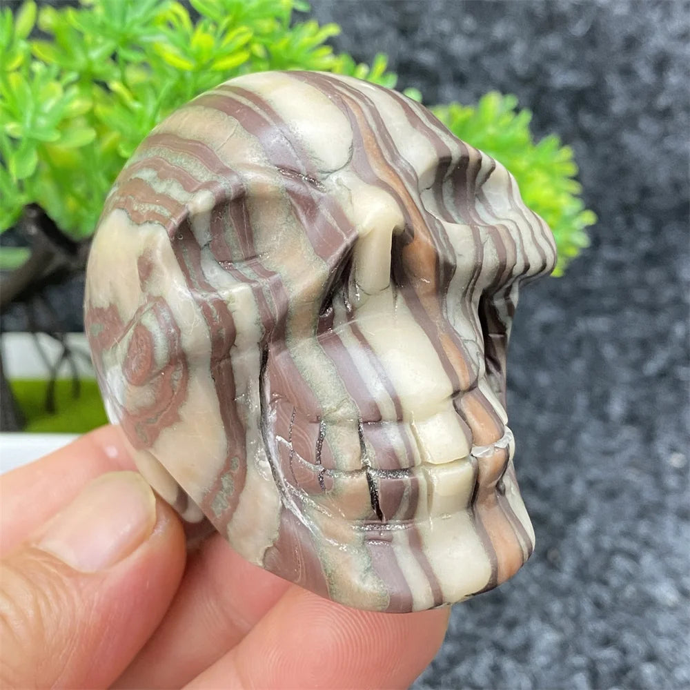 Natural Crystal Hand-Polished Carved Skull - Halloween Decor, Home Decor, Spiritual Healing Stone, Unique Holiday Gift for Collectors & Witches - Perfect for Altars, Meditation & Gothic Decorations