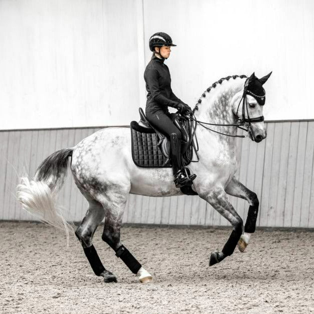 LeMieux Loire Classic Dressage Square Saddle Pad - Premium Equestrian Riding Pad for Horses - Perfect for Dressage Training & Horse Shows
