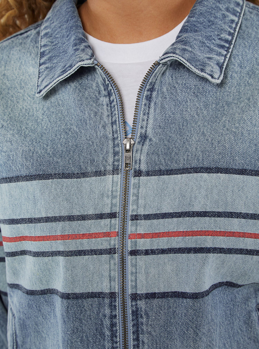 Guess Originals Chest Stripe Bomber Jacket for Men - Stylish Lightweight Outerwear for Casual Wear & Street Fashion