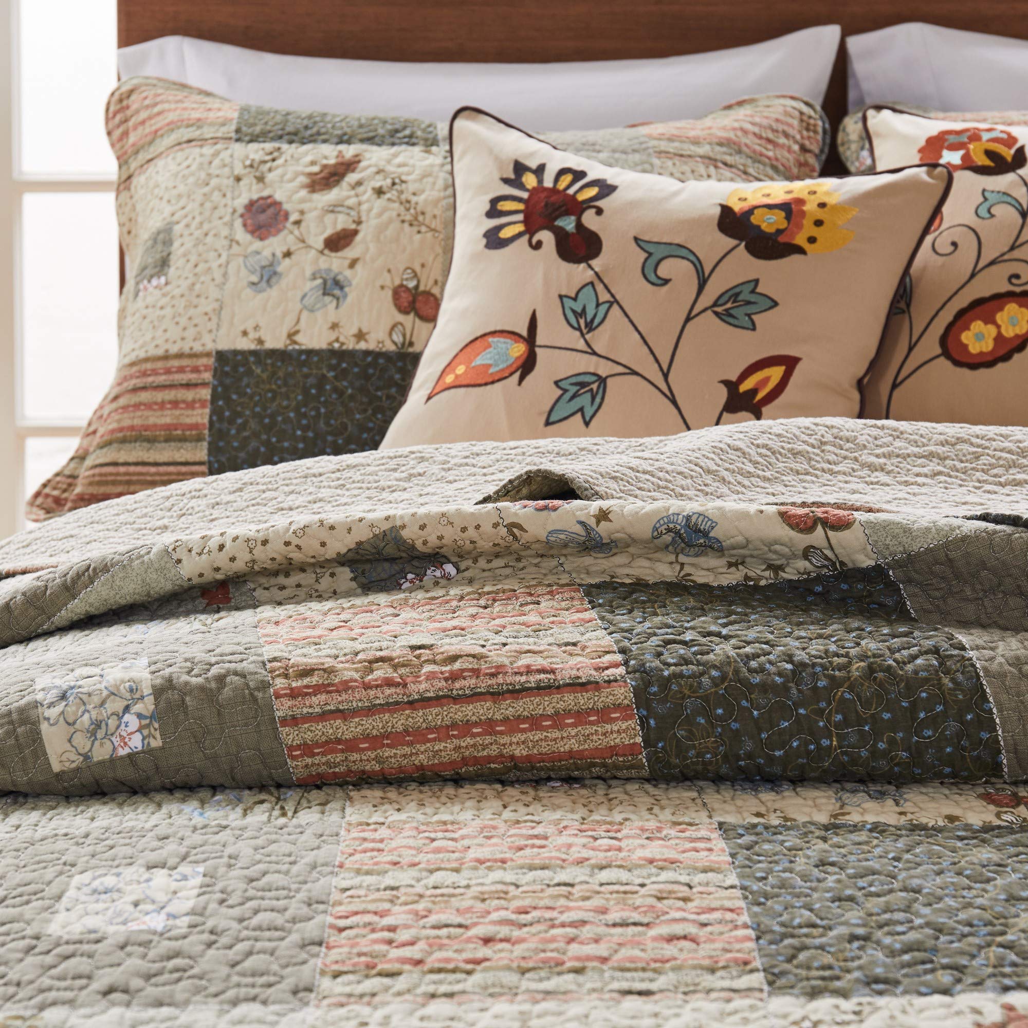 Greenland Home Sedona 100% Cotton Quilt Set - Twin Size 4-Piece Bedding Set in Soft Gray | Ultra Soft & Breathable Cotton Quilt for Cozy Bedroom Decor