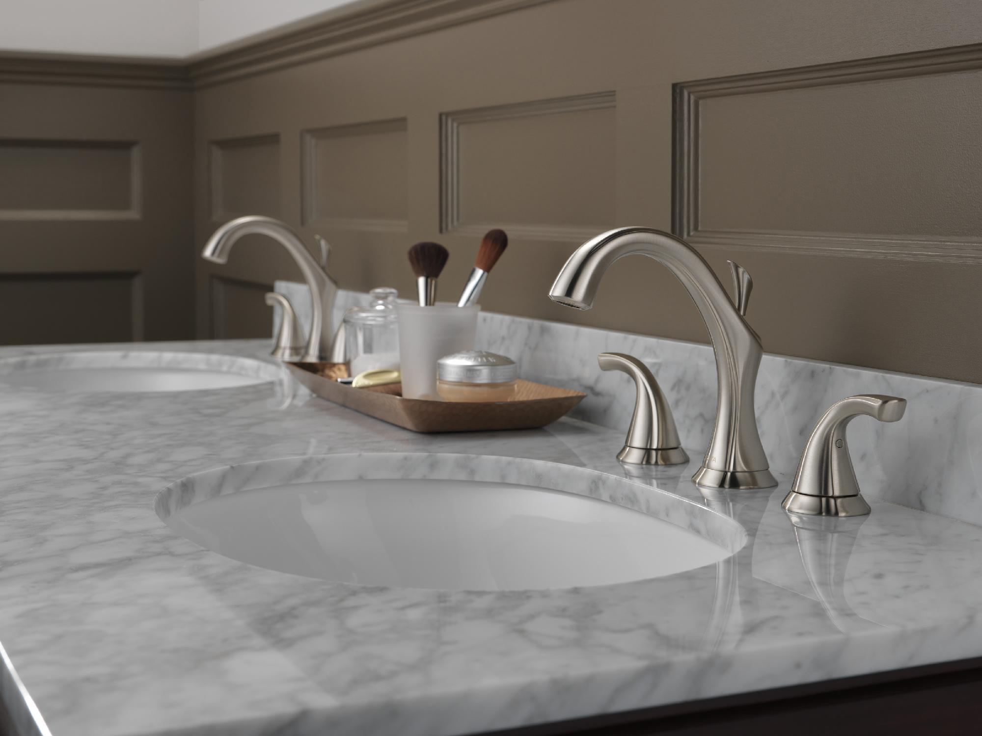 Delta Addison Widespread Bathroom Faucet in Stainless Steel 3592LF - Modern Sink Faucet for Bathroom Vanity, Powder Room, and Guest Bath Installation