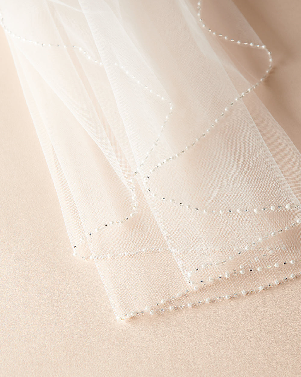 Elegant Pearl Edge Wedding Veil - Handmade Bridal Accessory for Church Ceremony, Photo Shoot & Romantic Walks