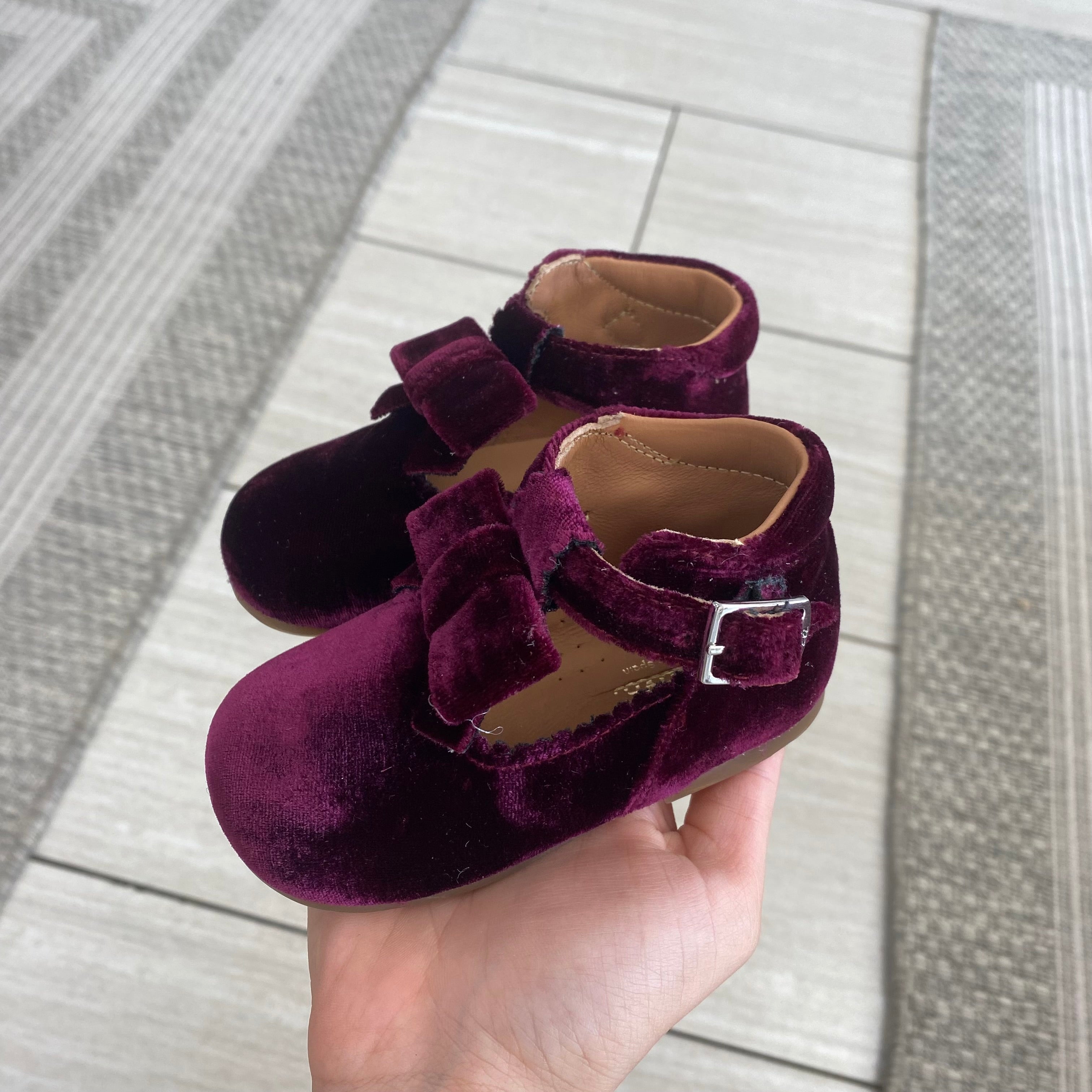 Burgundy Velvet Bow Baby Shoes for Girls & Boys - Soft & Comfortable First Walking Shoes - Perfect for Special Occasions, Photography & Newborn Gifts