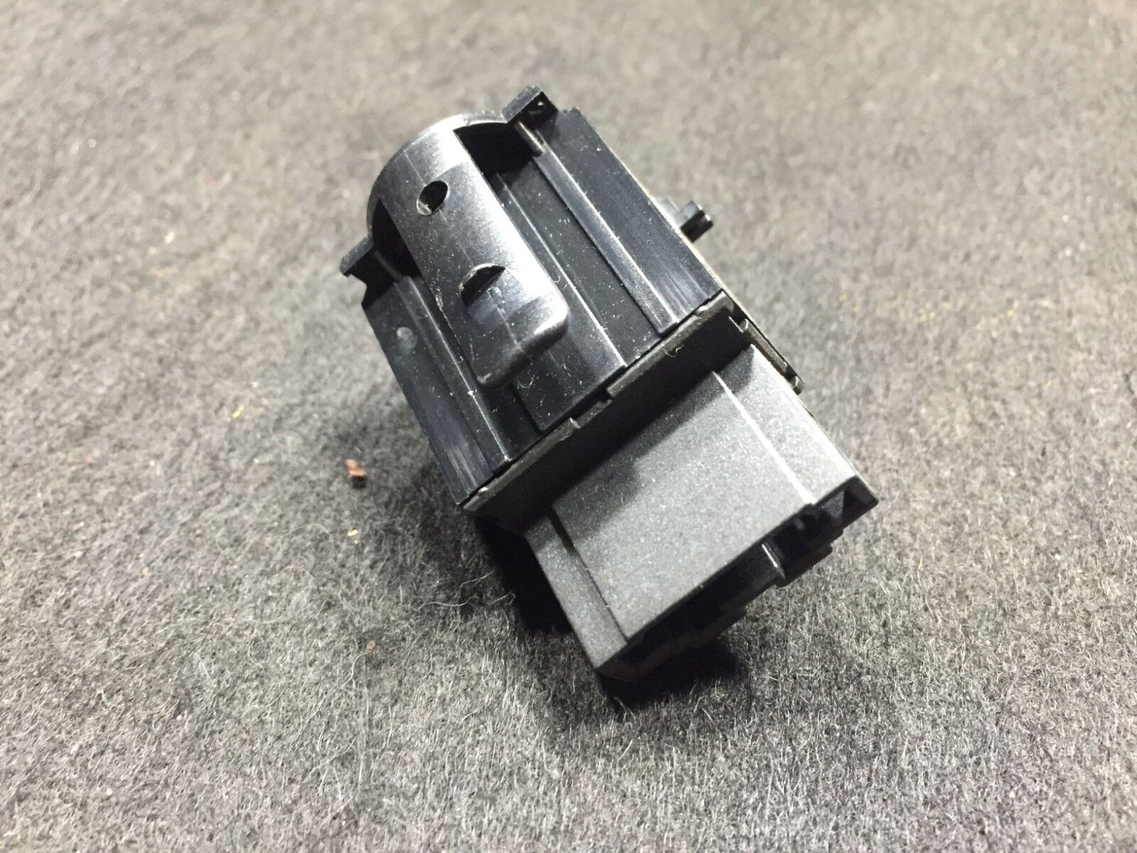 2002 2003 2004 2005 Volkswagen Passat Headlight Dimmer Switch 3B0941333D OEM Replacement Part - Perfect for Night Driving & Foggy Conditions