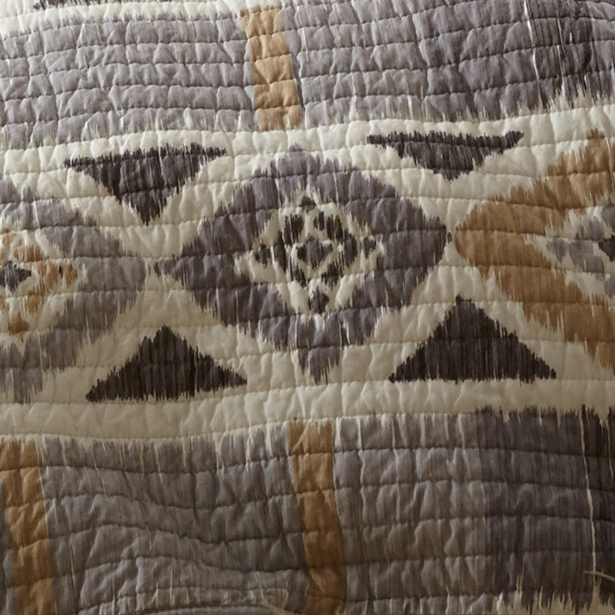 Levtex Home Santa Fe Twin/Twin XL Quilt - Reversible Cotton Ikat Pattern Bedspread in Soft Grey, Cream & Tan - 68x86 Inches - Perfect for Kids' Rooms, Guest Bedrooms & Cozy Dorm Decor