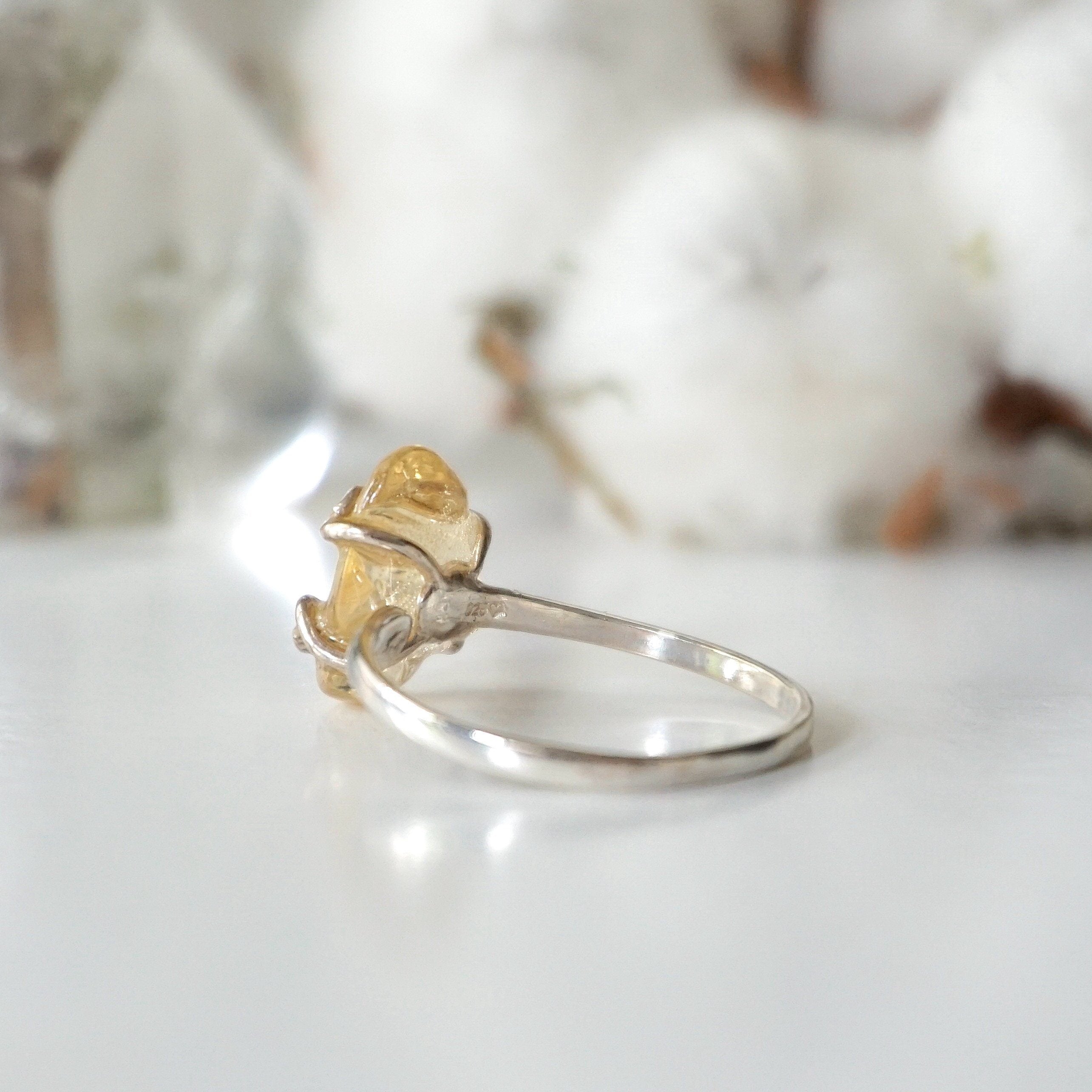 Natural Raw Citrine Ring for Women - Sterling Silver Adjustable Ring for Healing, Energy & Fashion - Perfect for Meditation, Yoga & Everyday Wear