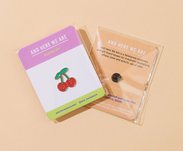 Vintage Cherry Fruit Enamel Lapel Pin - Cute Floral Brooch for Women's Jackets, Bags & Hats - Perfect for Casual Outfits, Gifts & Accessorizing