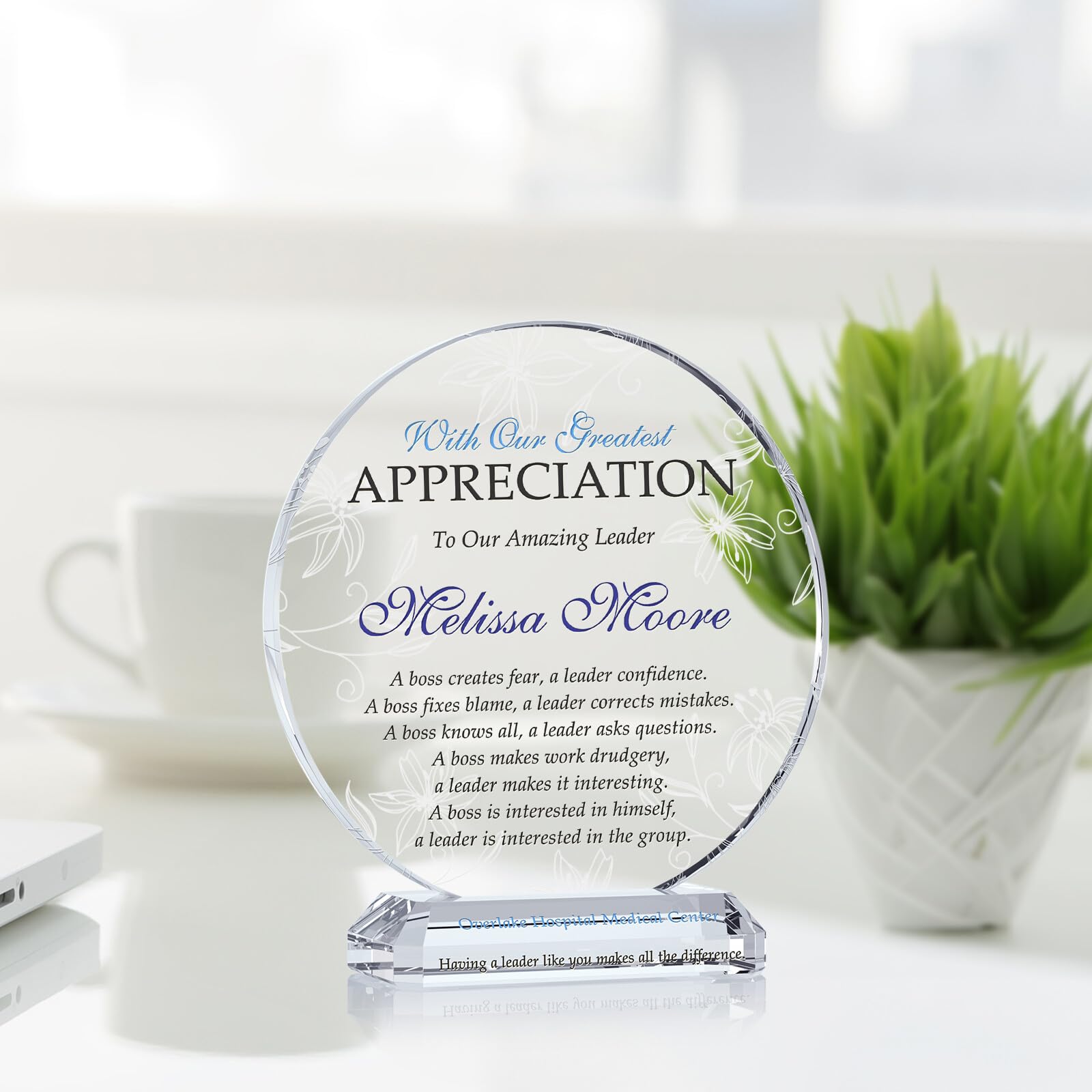 Personalized Boss Appreciation Award Plaque - 6.5 Inch Engraved Crystal Trophy for Employee Recognition, Retirement Gifts & Leadership Awards - Customizable with Name/Message