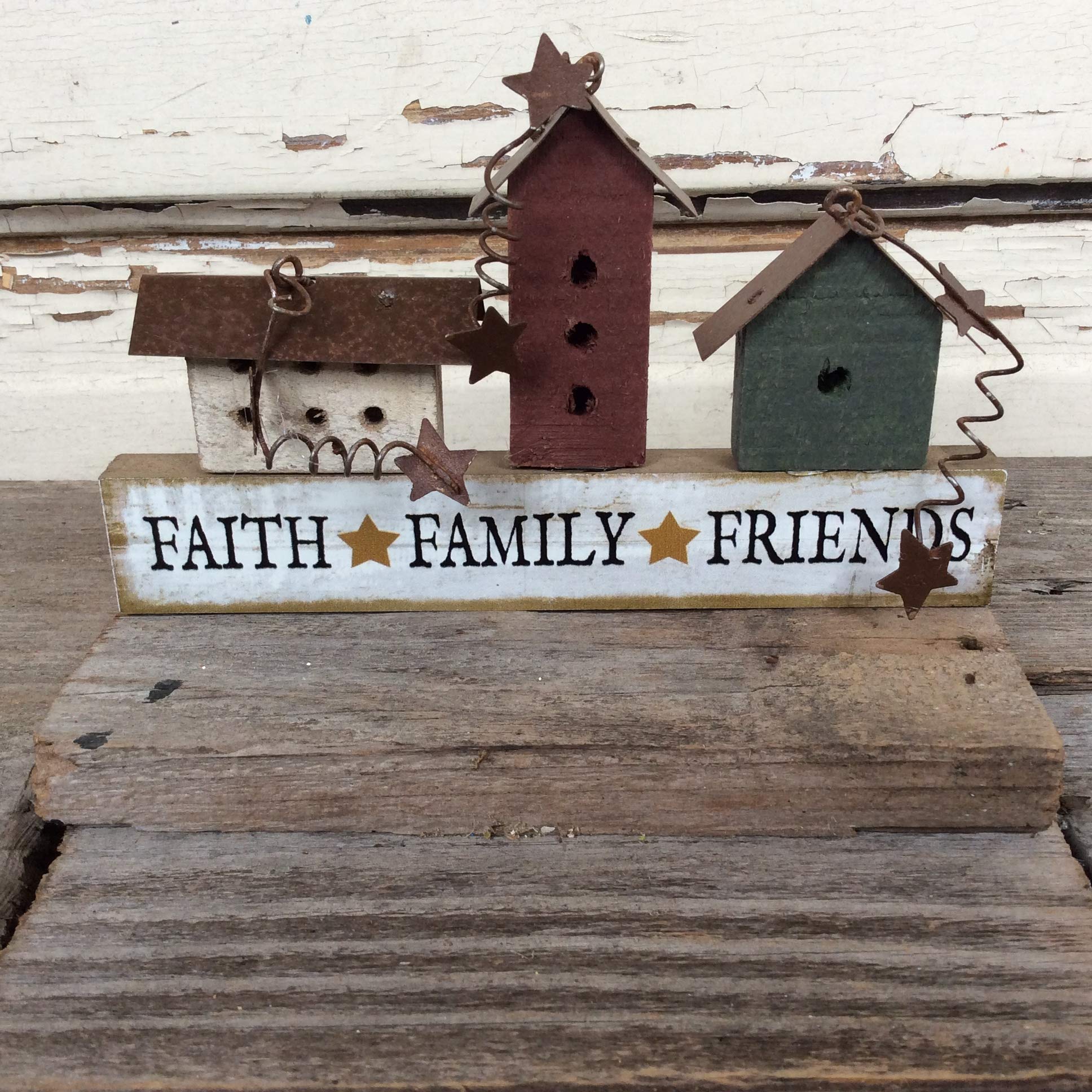 AGD Home Decor - Prim Faith Family Friends Mini Bird House - Rustic Wooden Birdhouse for Garden, Patio & Indoor Decor - Perfect Gift for Nature Lovers