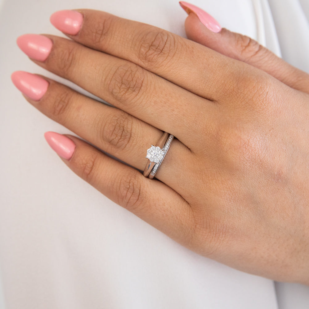 9ct White Gold 2 Ring Bridal Set With 1/3 Carat Brilliant Cut Diamonds - Elegant Wedding & Engagement Ring Set for Brides, Perfect for Proposals, Anniversaries and Special Occasions
