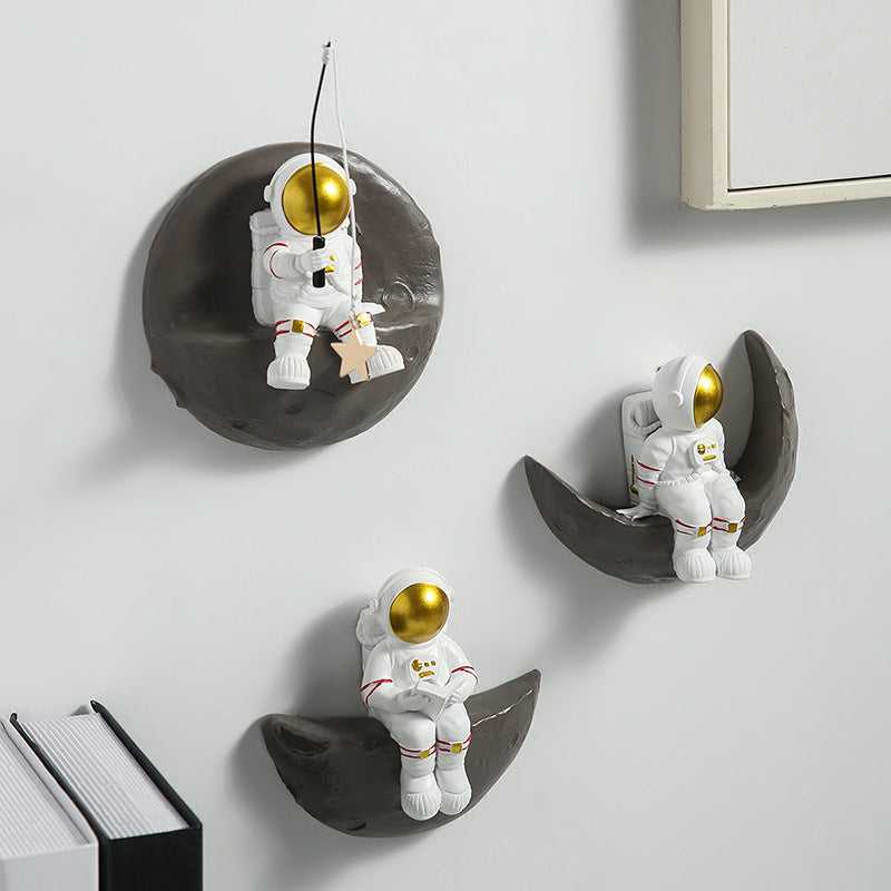 Kids Astronaut Wall Shelf Decor - Space Themed Floating Shelves for Bedroom & Playroom - Perfect for Organizing Toys, Books & Displaying Collectibles