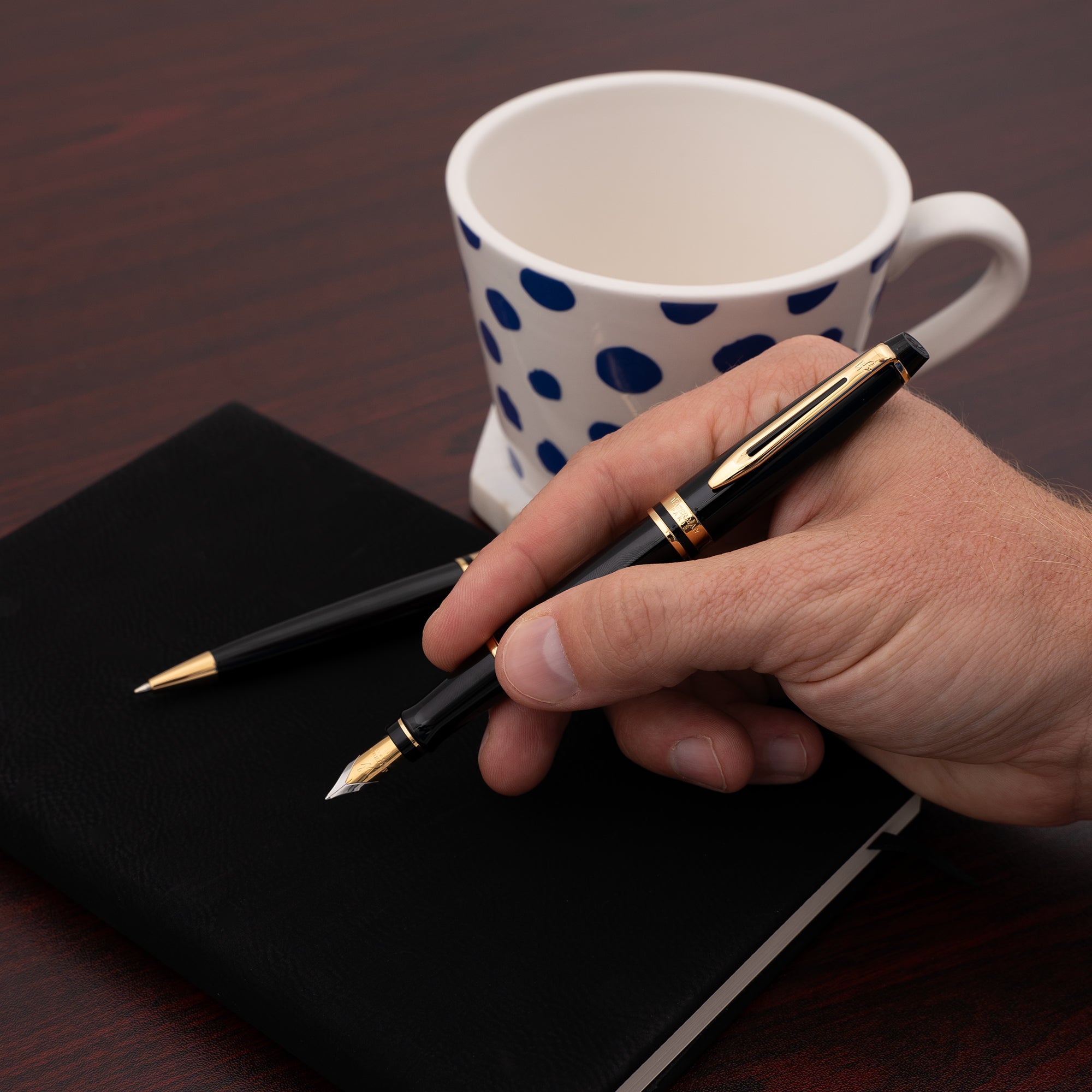 Waterman Expert Black Fountain and Ballpoint Pen Set - Premium Writing Gift for Professionals & Students - Perfect for Office, Business Meetings & Graduation Gifts