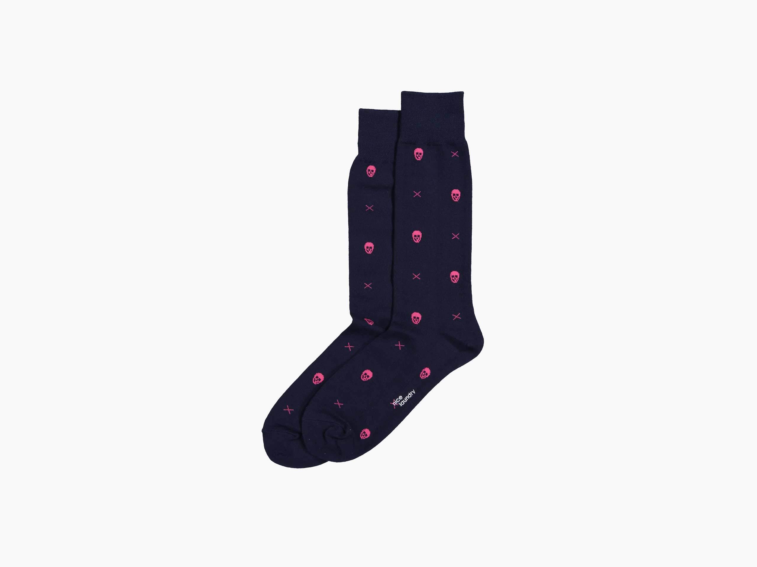 Skully Navy Blue & Magenta Beanie - Warm Winter Knit Hat for Men & Women - Perfect for Outdoor Activities, Skiing, Snowboarding & Casual Wear